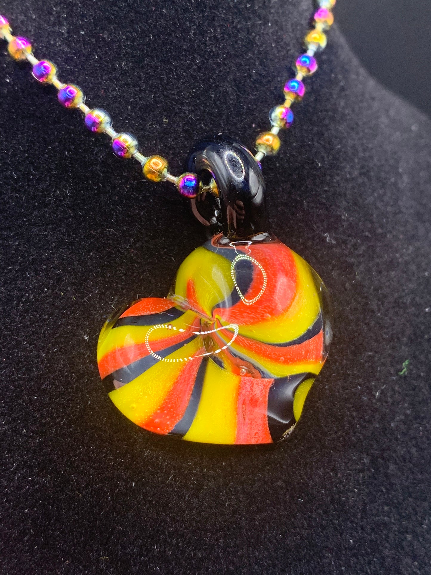 Addabstract - Medium Heart Pendant 1