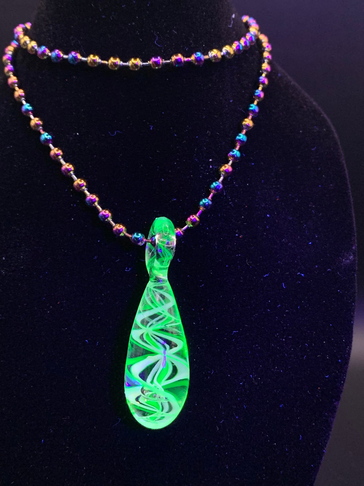 TerpBunny - Illuminati UV active droplet Pendant