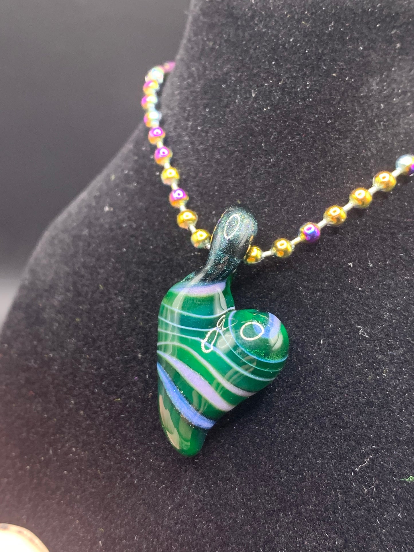 Addabstract - Medium Heart Pendant 9