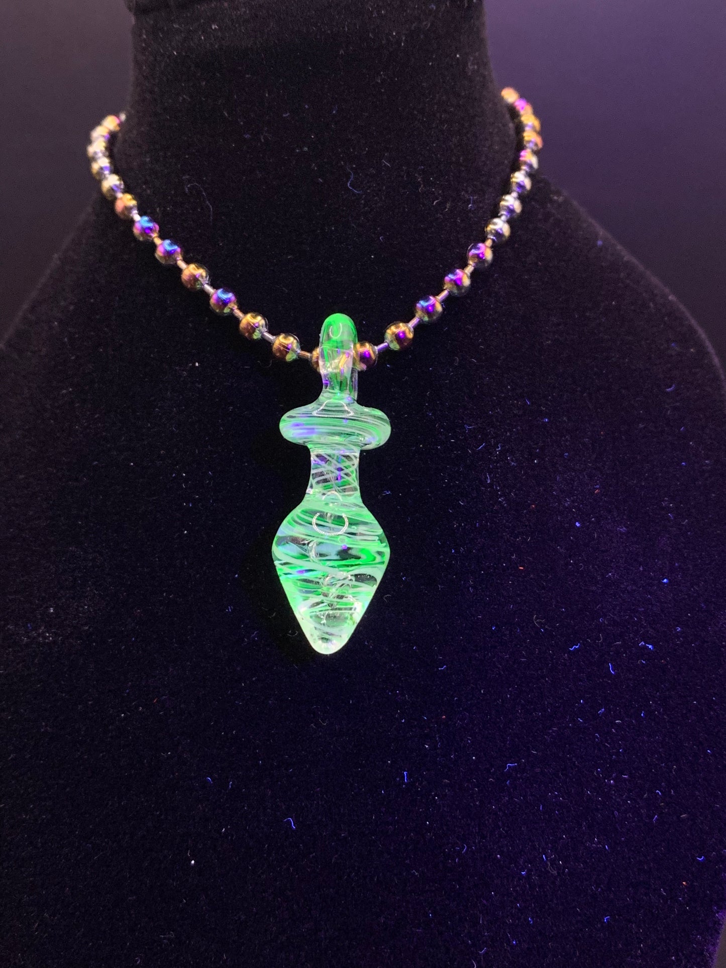 TerpBunny - Illuminati UV active Small Plug Pendant