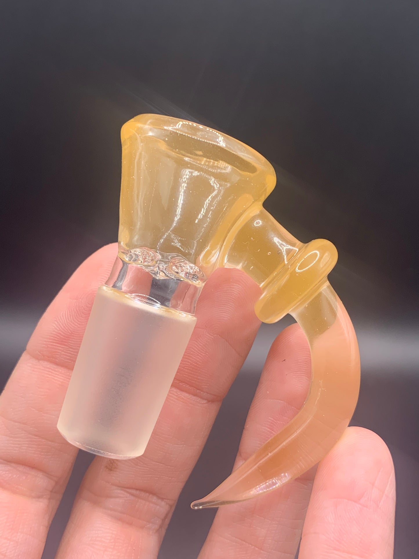 GreymarketGlass - 18mm Peach Bowl with Horn