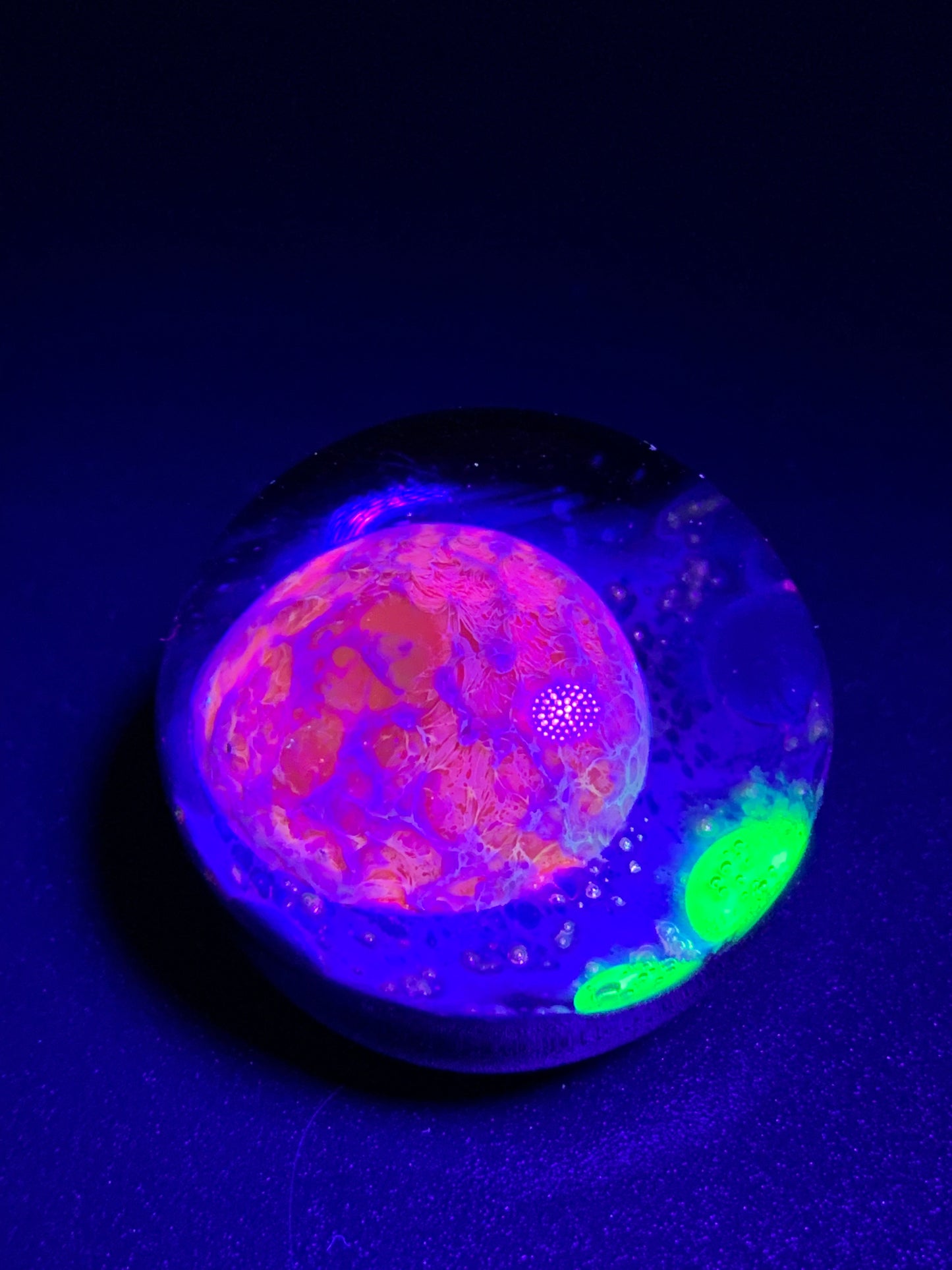 Lil Gremlins Glass Shack - Small UV Space Magnet 1