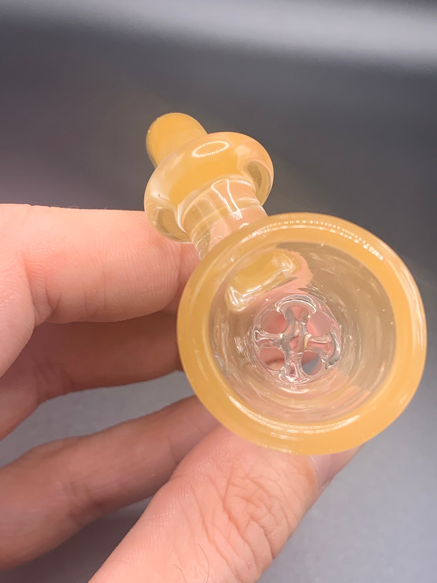 GreymarketGlass - 18mm Peach Bowl with Horn